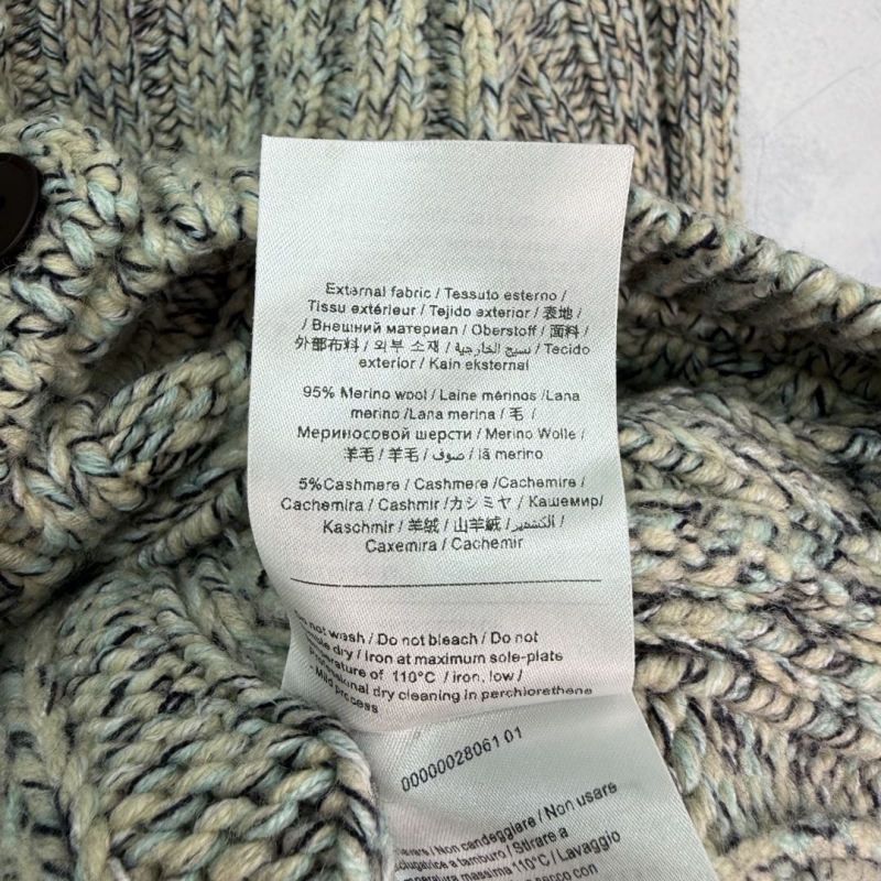 Gvc*1 sweaters